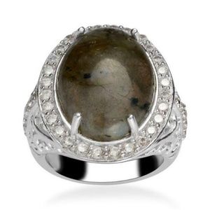 Simulated White Diamond Ring in Silvertone